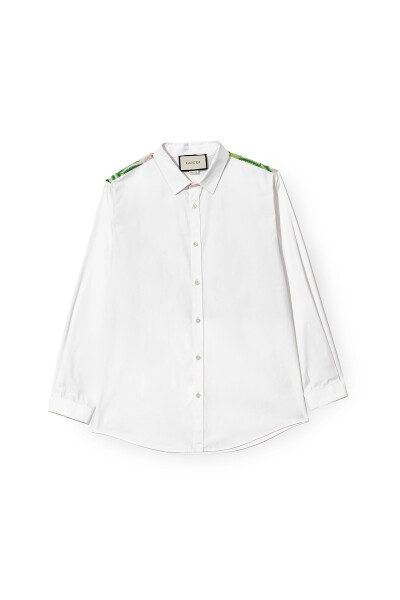 Image of Gucci White shirt under cufflinks