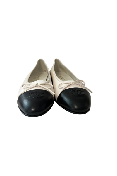 Image 2 of Chanel White and Black Ballerina Flats