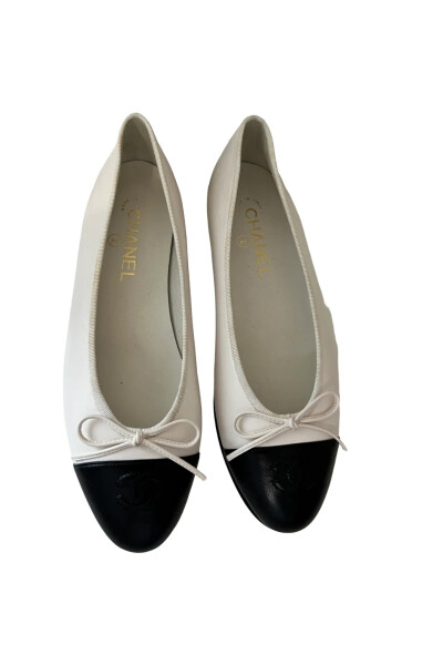 Image 3 of Chanel White and Black Ballerina Flats