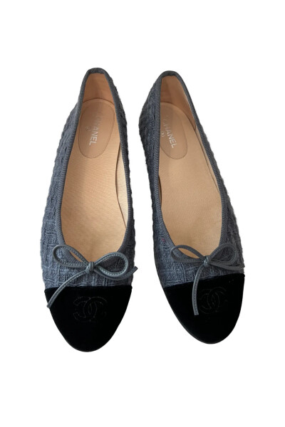 Image 3 of Chanel Grey Textle Ballet Flats