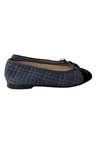 Image of Chanel Grey Textle Ballet Flats