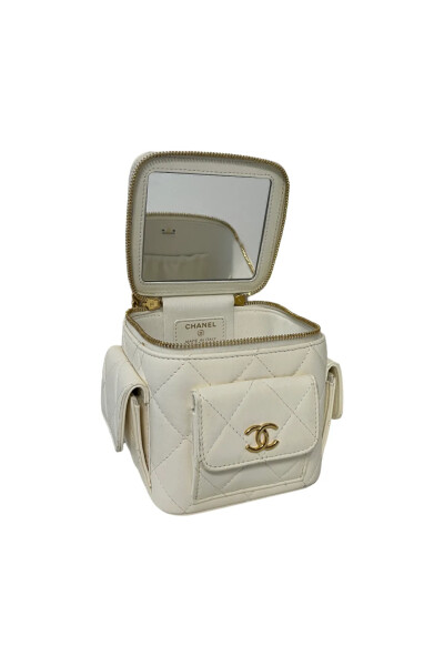 Image 3 of Chanel White Quilted Leather Cube Vanity Mini Bag