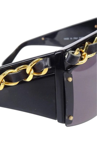 Image 3 of Chanel Black Vintage Chain-link Circa 1992 Wraparound-frame Sunglasses